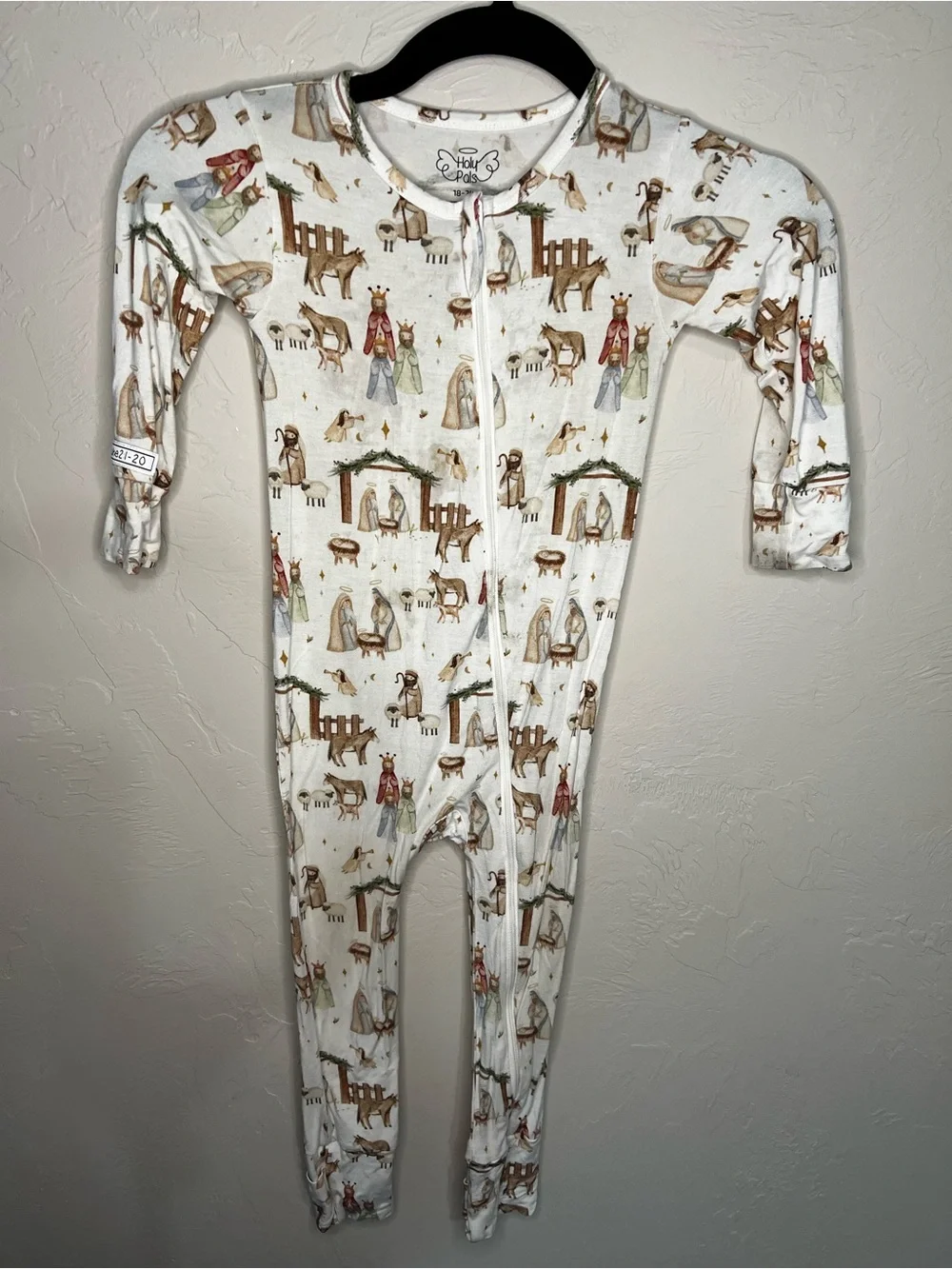Holy Pals Luke2:1-20 Away in the Manger Nativity Viscose From Bamboo Pajamas